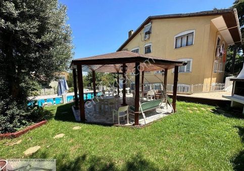 Planet'ten Deniz Manzaralı Havuzlu 3+1 Bahçeli Bahçe Katı Daire