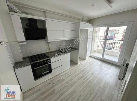 Arık Emlak'tan Satılık Arakat Daire