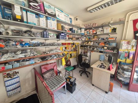 Arel'den Bahçelievler'de Satılık İş Yeri