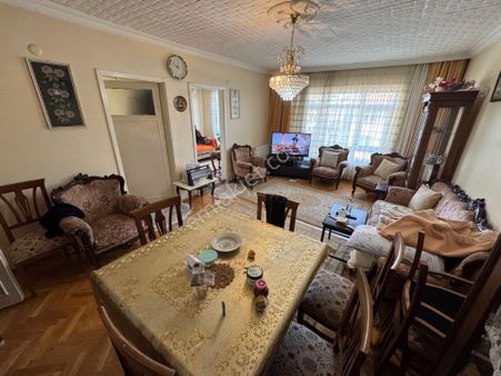 Faik Erbağı Okulu Yakını Merkezi Konum 3+1 Üst Kat Ön Cephe