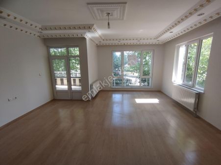 Alihan G.m.den Sürsürü Mah.de İmam Azam Cıvarı Site İçi 4+1 Kiralık Daire