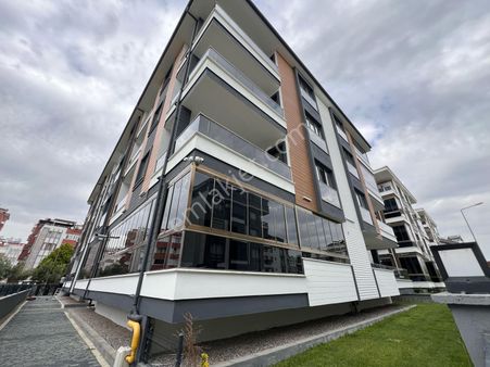 Yiğit'ten▓altınkum Merkez'de Ön Cephe Denize Yakın Lüks Satılık 2+1