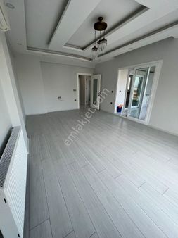 Çelebi Gayrimenkul'den Ömer Erden Sitesinde Satılık Ultra Lüks Geniş Oturum 3+1 Daire