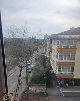 Bahçelievler Merkezde 3+1 Satılık Daire.