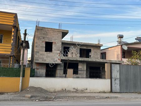 Çelebi Gayrimenkul'den Yenidoğanda Satılık 2 Katlı Müstakil