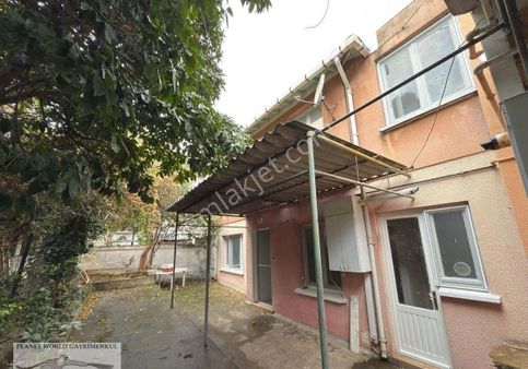 Planet'ten Düz Ayak Mevkide 193m2 Arsalı 2 Adet Müstakil Ev