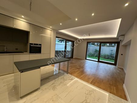 Yeşilyurt'ta Sıfır Binada 145 M2 3+1 Keyifli Bahçe Katı