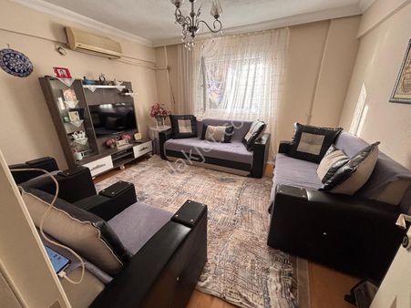 Sevgi Mahallesinde Giriş Katı Ferah 3+1 Daire