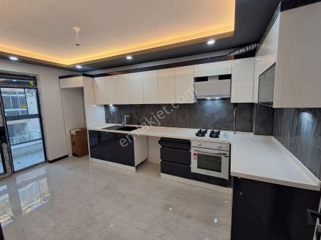 Çamlıca Mahallesinde Satılık Lüx 3+1 Daireler