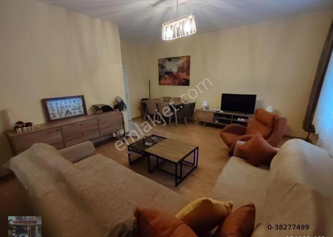 Ataların Merkezinde Caddeye 100 Mt Geniş Kullanışlı Giriş 3+1