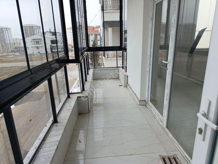Satılık Süper Konumda 175.metre Kare 4+1.sıfır Garajlı Lüxs Daire