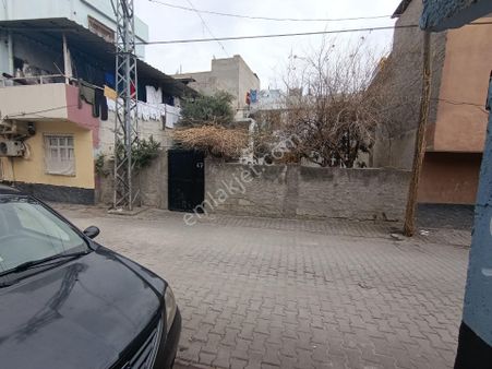 Dağlıoğlu Mahallesi'nde 2 Katlı Bahçeli Satılık Ev