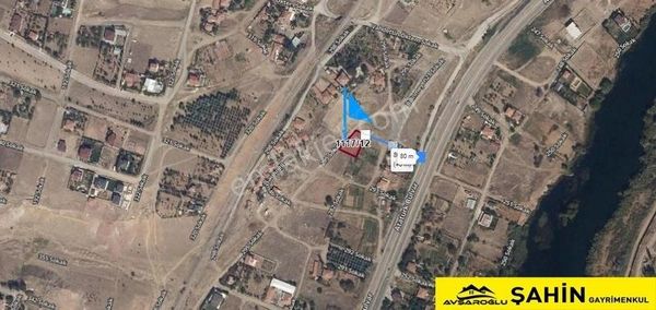 Bahşılı Merkezde Konya Yoluna 80 Irmağa 250 Metre Mesafede Arsa