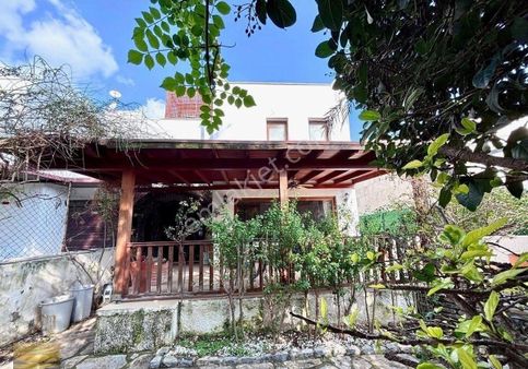 Bodrumda Satılık Denize Düzayak 100 Metre Bulunmaz Konumda Villa