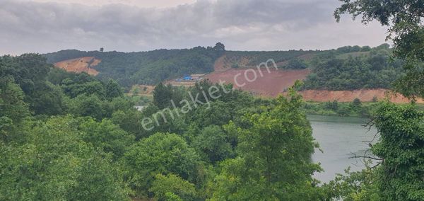 Canyapıdan Babasultan Köyünde Göl Manzaralı Satılık Arsa