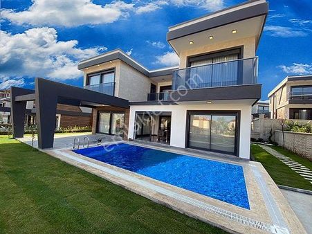 Full Manzara-güvenlik-bahçe-otopark-özel Havuz-hamam-sauna-akıllı Ev-müstakil