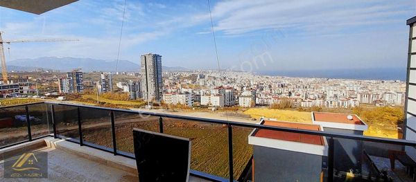 Deniz Manzaralı Full Kredili Sıfır 4+1 Daire