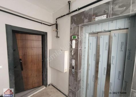 Satılık Süper Konumda 150.metre Kare 3+1.sıfır Garajlı Cam Balkonlu Lüxs Daire