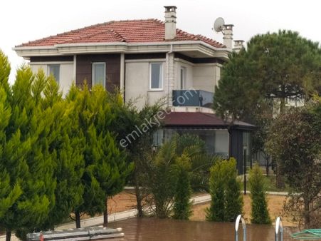 Yetiş Al Dan Kumbaba Havuzlu Site İçinde Deniz Gören 175m2 3+1 Satılık Villa