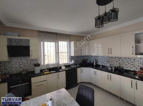 Yaman Otelin Üst Taraflarında Satılık Zemin Kat Daire