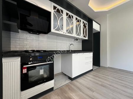 ⫸ Yiğit Gayrimenkul'den⫷ Bahçelievler'de Standartların Ötesinde▃amerikan Mutfaklı▃1+1 Satılık Daire