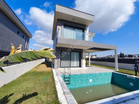 Güzelçamlı Mmüstakil3+1 Vvilla