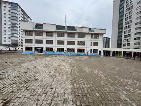 Yenimahalle Turgut Özal Mah Komple Bina İşyeri Olup Fırsat Yer