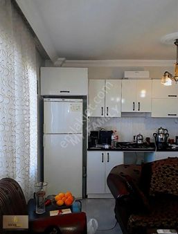 Gübe'de Göl Manzaralı Tek Katlı Müstakil Ev