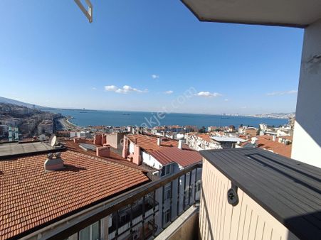 Satılık 2+1 Otoparklı 180*deniz Körfez Manzaralı Daire