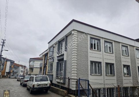 Anıt Emlaktan Atatürk Mahallesin'de Satılık 2+1 Daire