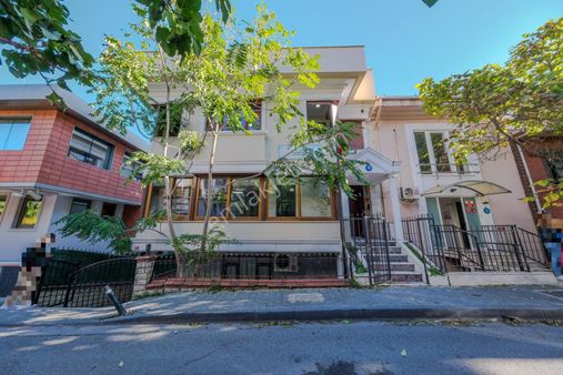 Kadıköy Koşuyolu Asmadalı Sk 2003yapımı 3+1 Satılık Fırsat Daire