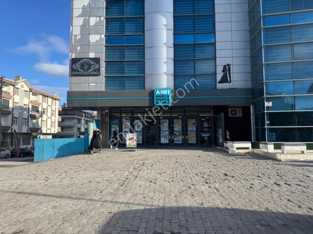 Keçiörende Kafkaslarda Kurumsalkiracılı Dükkan