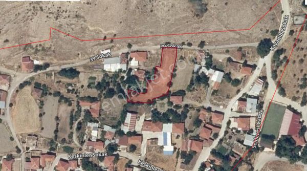 Ayşahtan Satılık Havaalanına Yakın Çardak Saray Mahallesinde İmarlı Konut Arsası