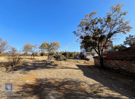 Bekilli Kaymakamlığı Karşısı 4224m² Satılık Arsa