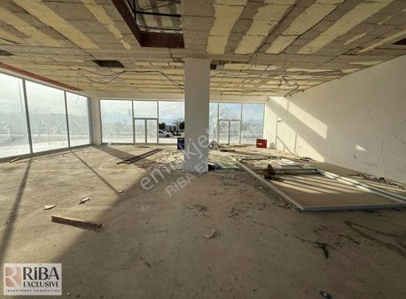 Şehir Hastanesi Yakını Satılık Köşe Dükkan