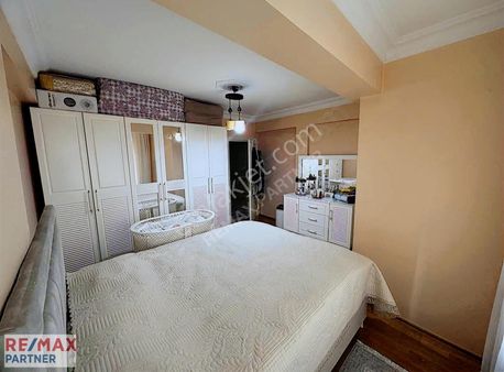 Rami Cuma Mahallesinde Satılık 3+1 Daire