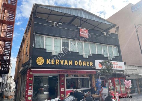 Tatlılar Gayrimenkul'den Bağcılar Kapalı Cadde Üzeri Yürüyüş Yolunda Satılık Bina