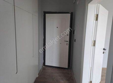 Alibey'den Termede Nevbahar Sitesinde Satılık Sıfır 3+1 Daire