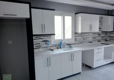 Germencik İstasyon Mah. İlkokula Ana Caddeye Yakın 2+1 Daire