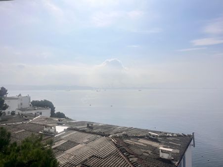 Köşem Emlaktan Full Deniz Manzaralı Satılık Daire