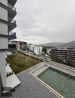 Kuşadası Merkezde Satılık Geniş Daire Yazlık