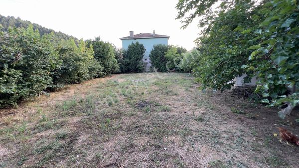 Beykoz'da Müstakil Evli Satılık 960.m2 Arsa