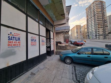 Kızılcahamam Caddesinde Satılık Düz Zemin 55m2 Dükkan 5.metre Cadde Cepheli