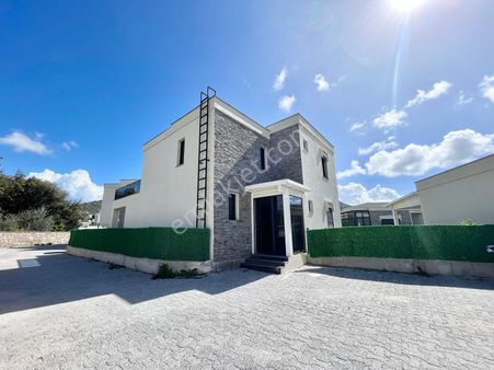 Turgutreis Merkez'de Satılık Tam Müstakil 4+1 Villa