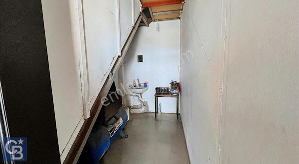 Aliağa Sanayi Sitesi'nde Devren Kiralık Kurumsal Oto Ekspertiz