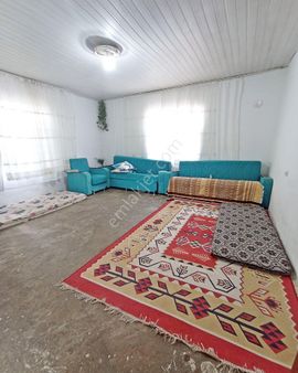 H.karakaş'da Toplam 5 Odalı Çok Geniş Müstakil Ev