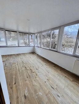 Gürpınarda Deniz Manzaralı 5+2 Tripleks Villa