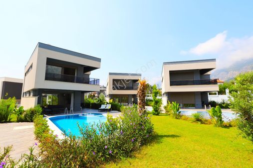 Antalya Kemer Göynük Yeni 3+1 Satılık Lüks Villa