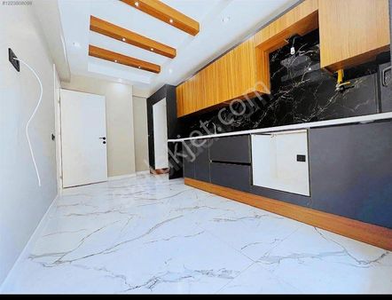 Özgün Emlaktan Satılık 2+1 Yenice Mahallesi