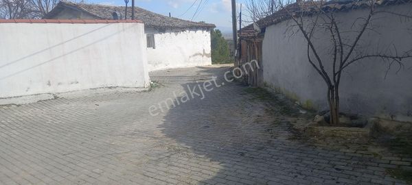 Manisa Yukarıçobanisa Da Satılık 1.120 M2 İmarlı Arsa 3.150.000 Tl